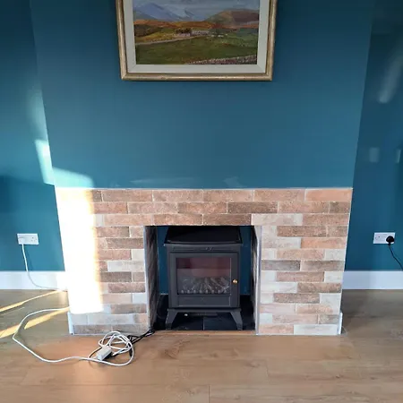 Croi An Locha * Valley