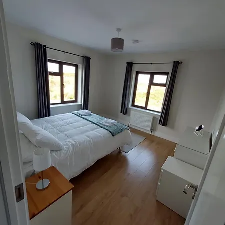 بيت للعطل Croi An Locha