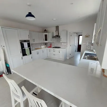 Croi An Locha * Valley