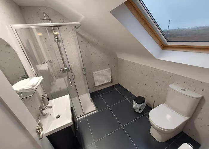 Croi An Locha Valley